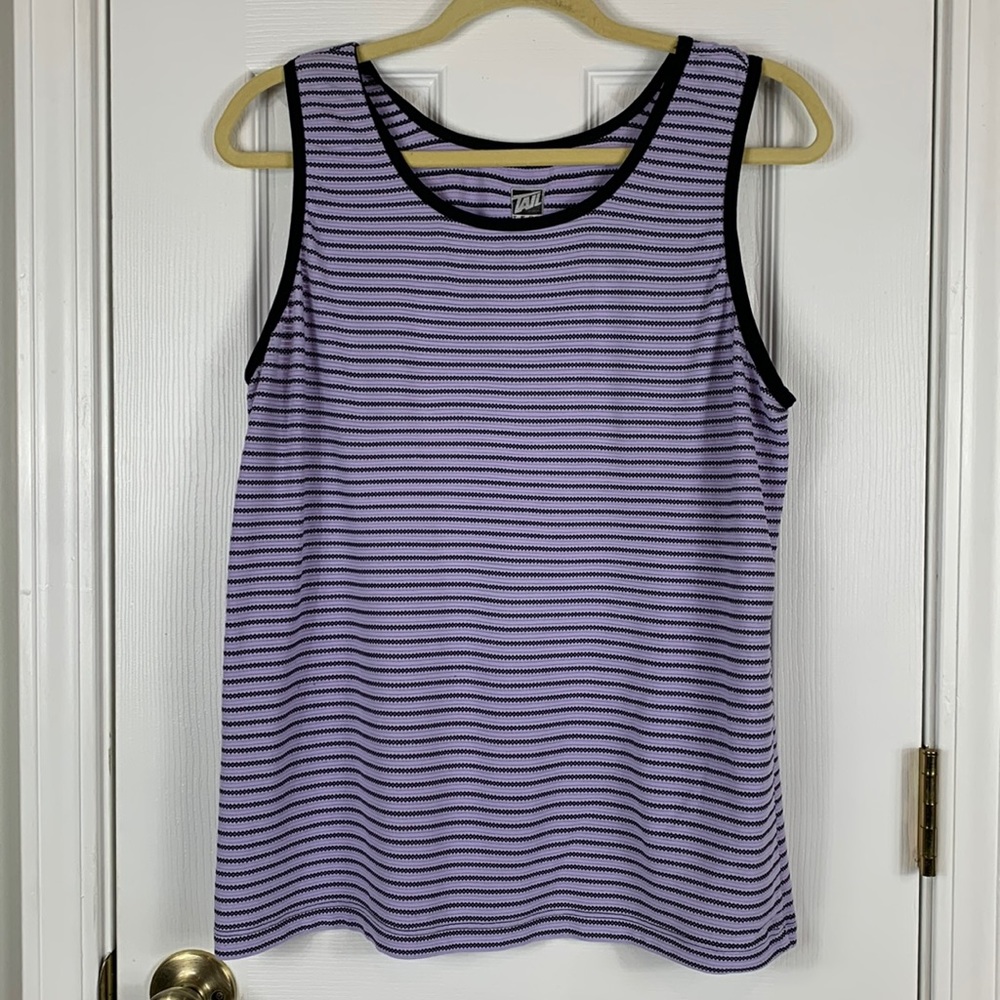 Tail tech made in USA lavender/black tank top size large. Has lots of stretch